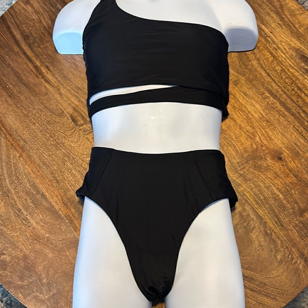 KEYLOWS CUT OUT SIDE TIE BLACK MONOKINI medium
